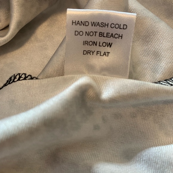 Haute Monde Women’s Gray Snakeskin Bodysuit Shortsleeved Top Sz M - Picture 5 of 5